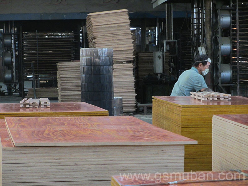 1.22*2.44木模板怎么樣?如何挑選大板規格 1.22*2.44木模板怎么樣?如何挑選大板規格